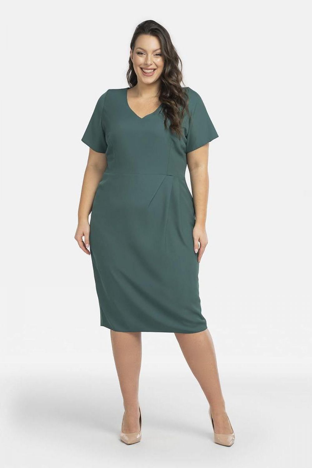Plus-Size Kleider model 196867 Karko