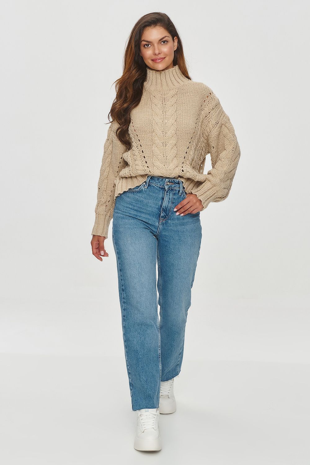 Rollkragenpullover model 201816 Makadamia