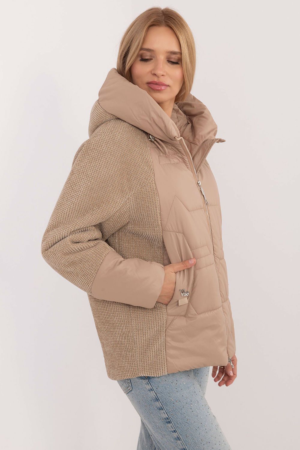 Jacke model 202246 MBM