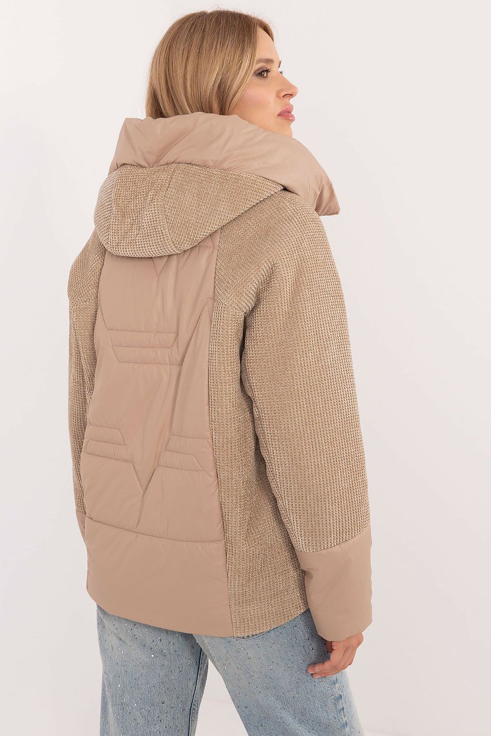 Jacke model 202246 MBM