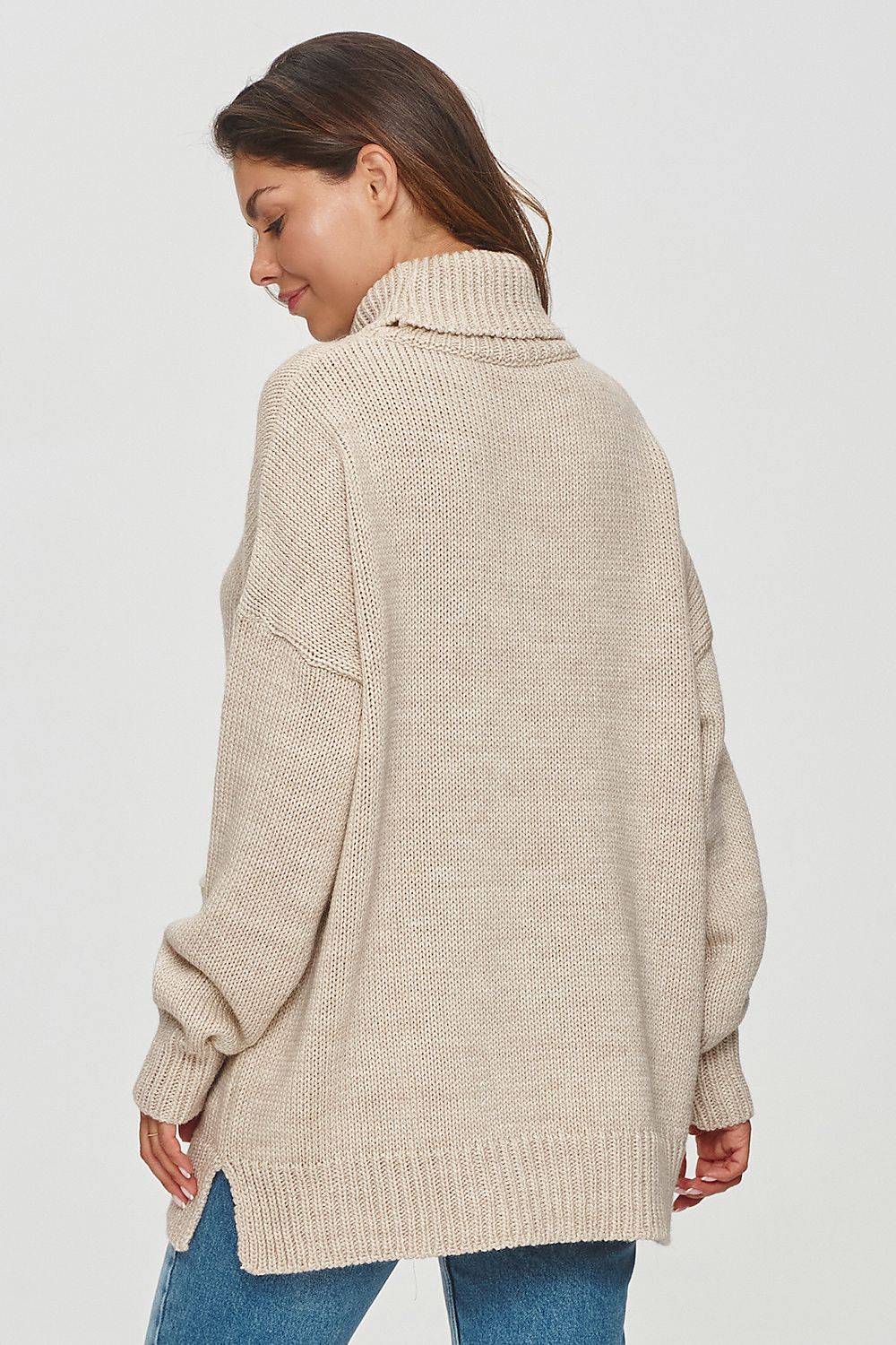 Rollkragenpullover model 202969 Makadamia