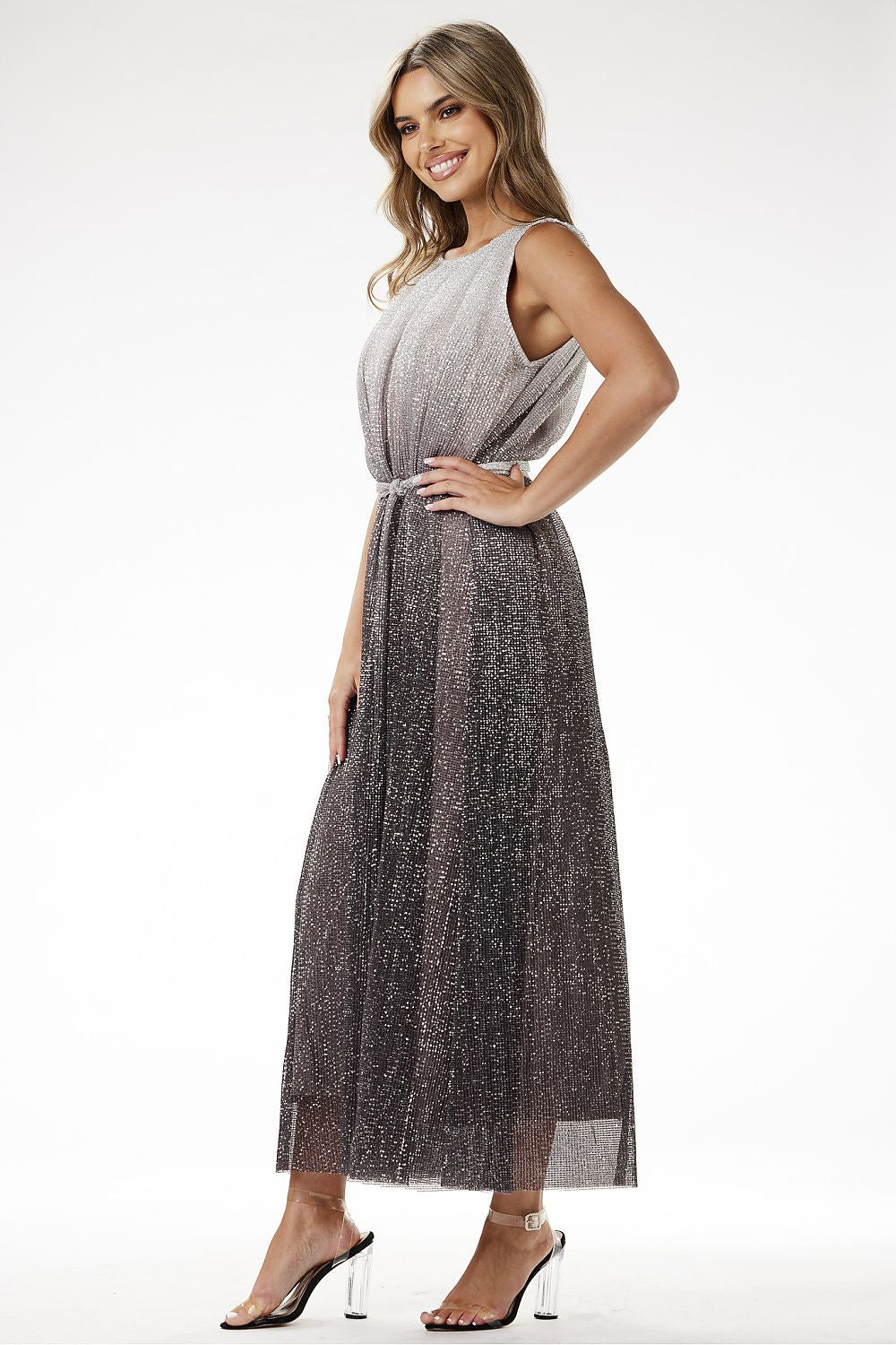 Langes Kleid model 204239 awama