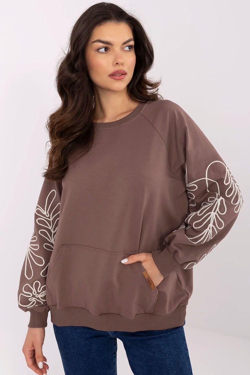 Sweater model 210637 Relevance