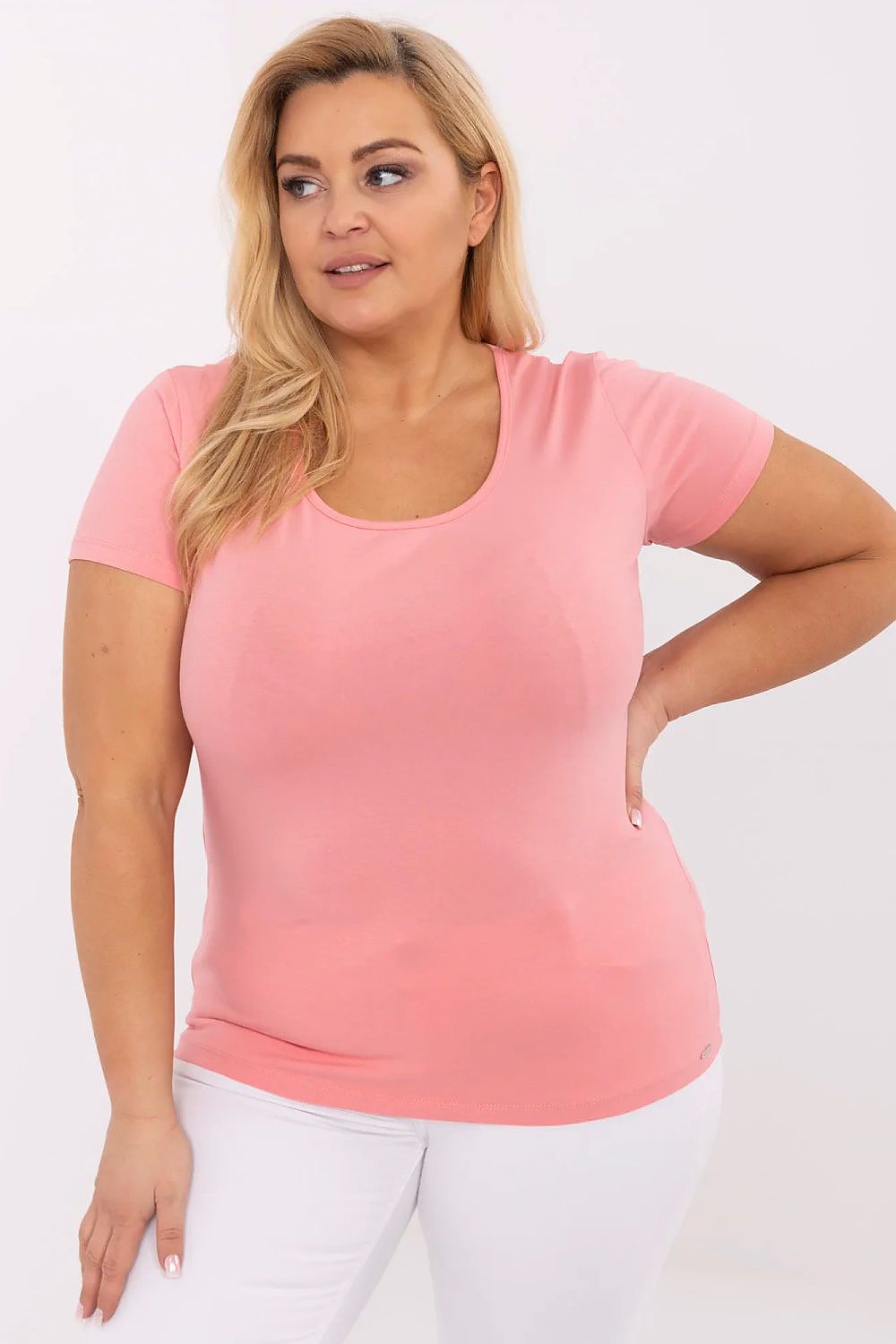 Plus-Size T-shirt model 211770 Relevance