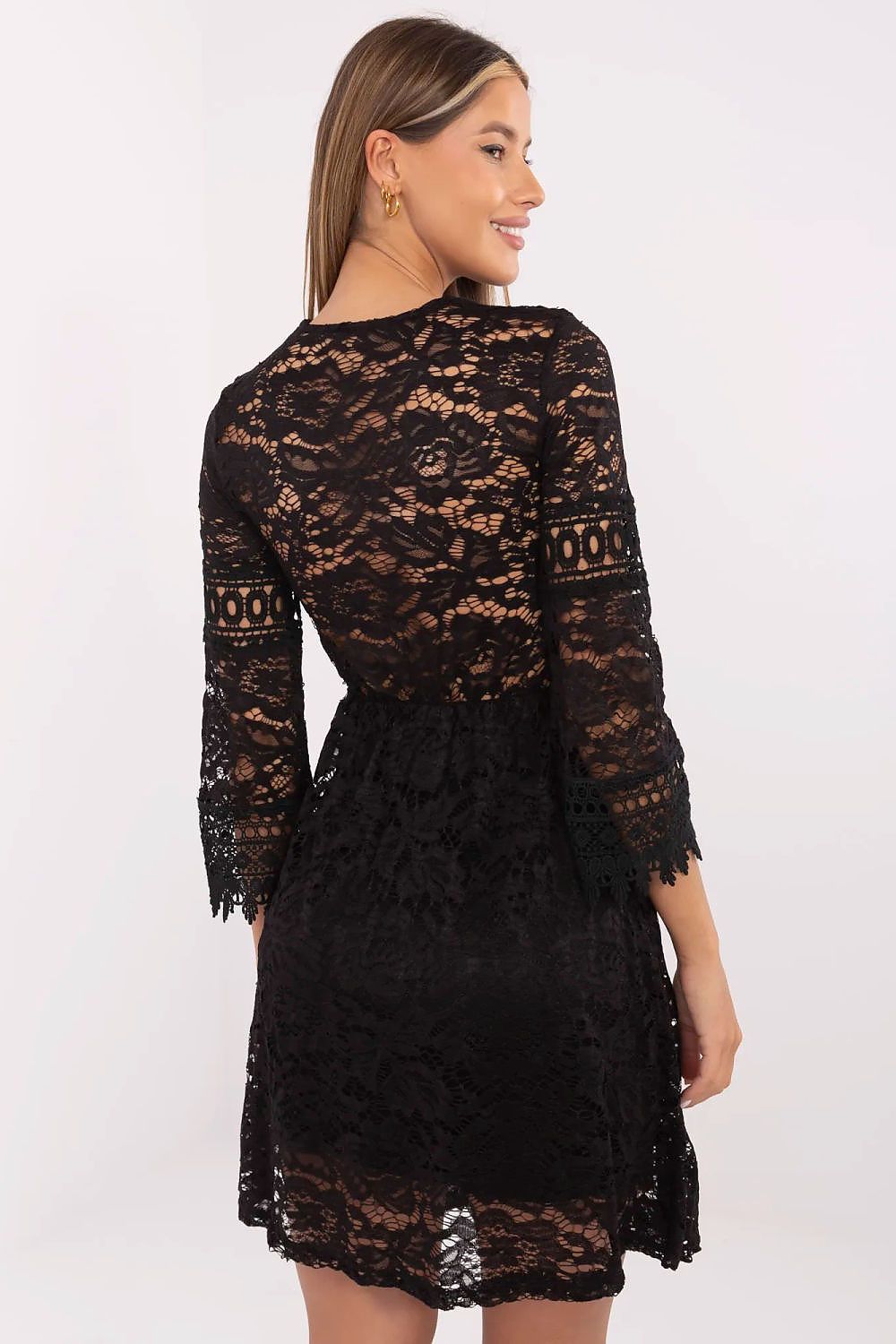 Kurzes Kleid model 212029 Italy Moda