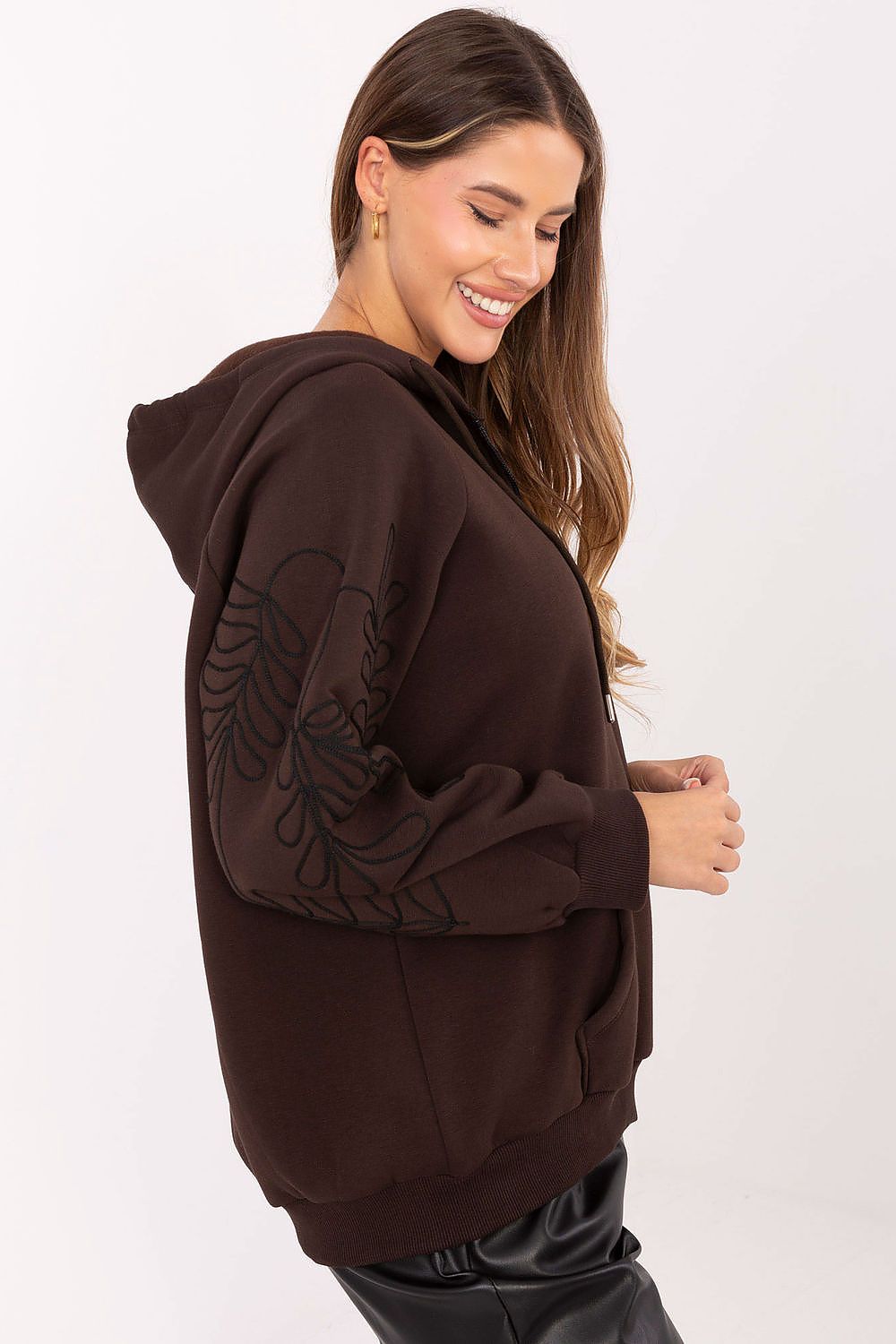 Sweater model 219429 Relevance