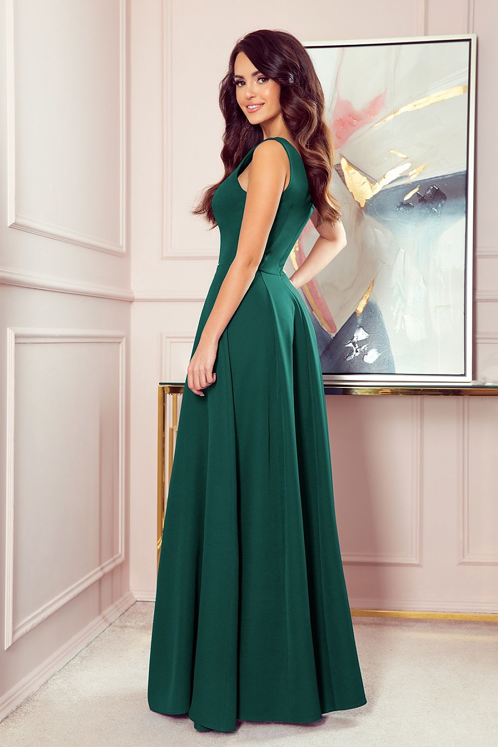 Langes Kleid model 165640 Numoco