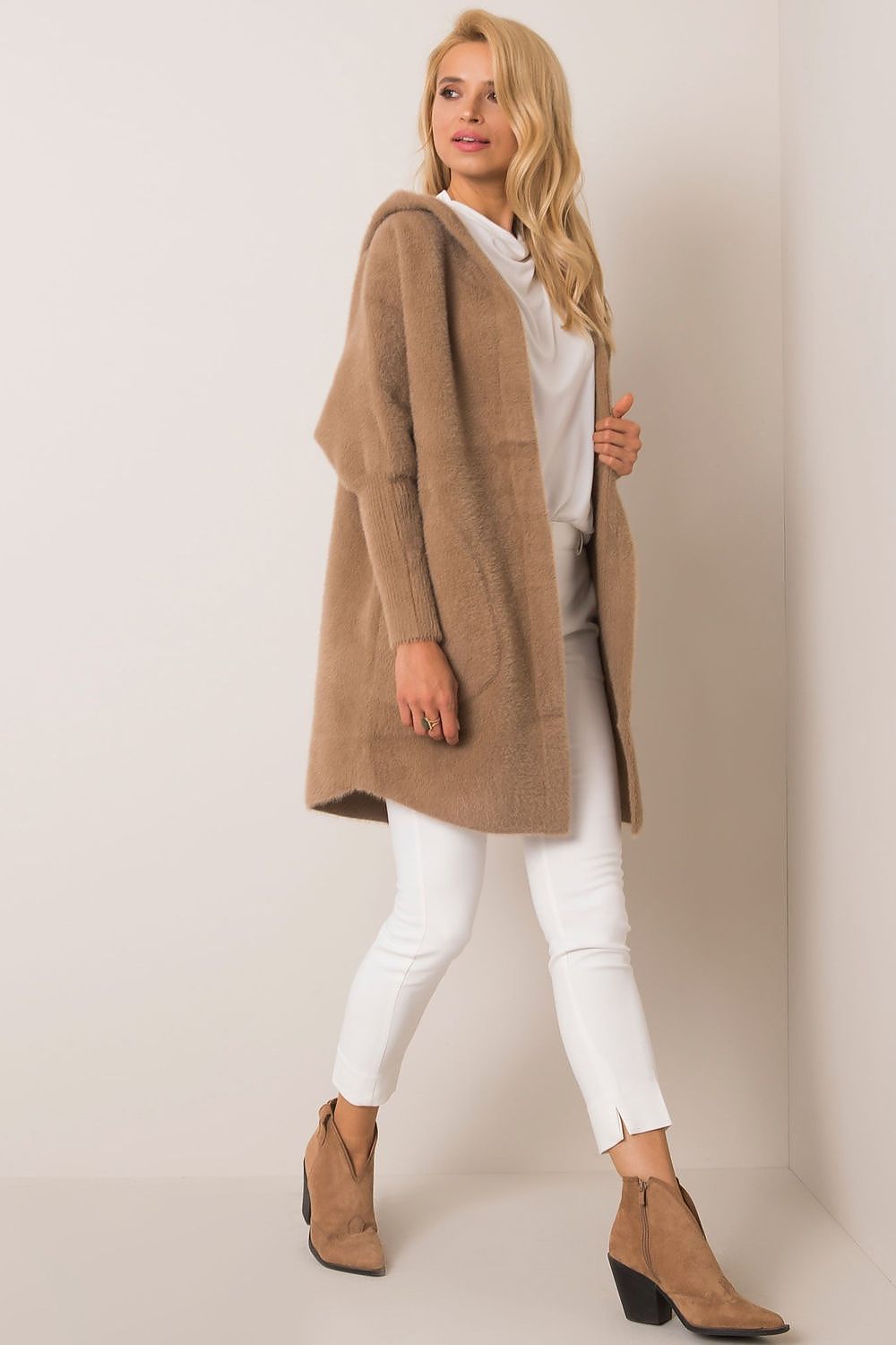Mantel model 171834 MBM
