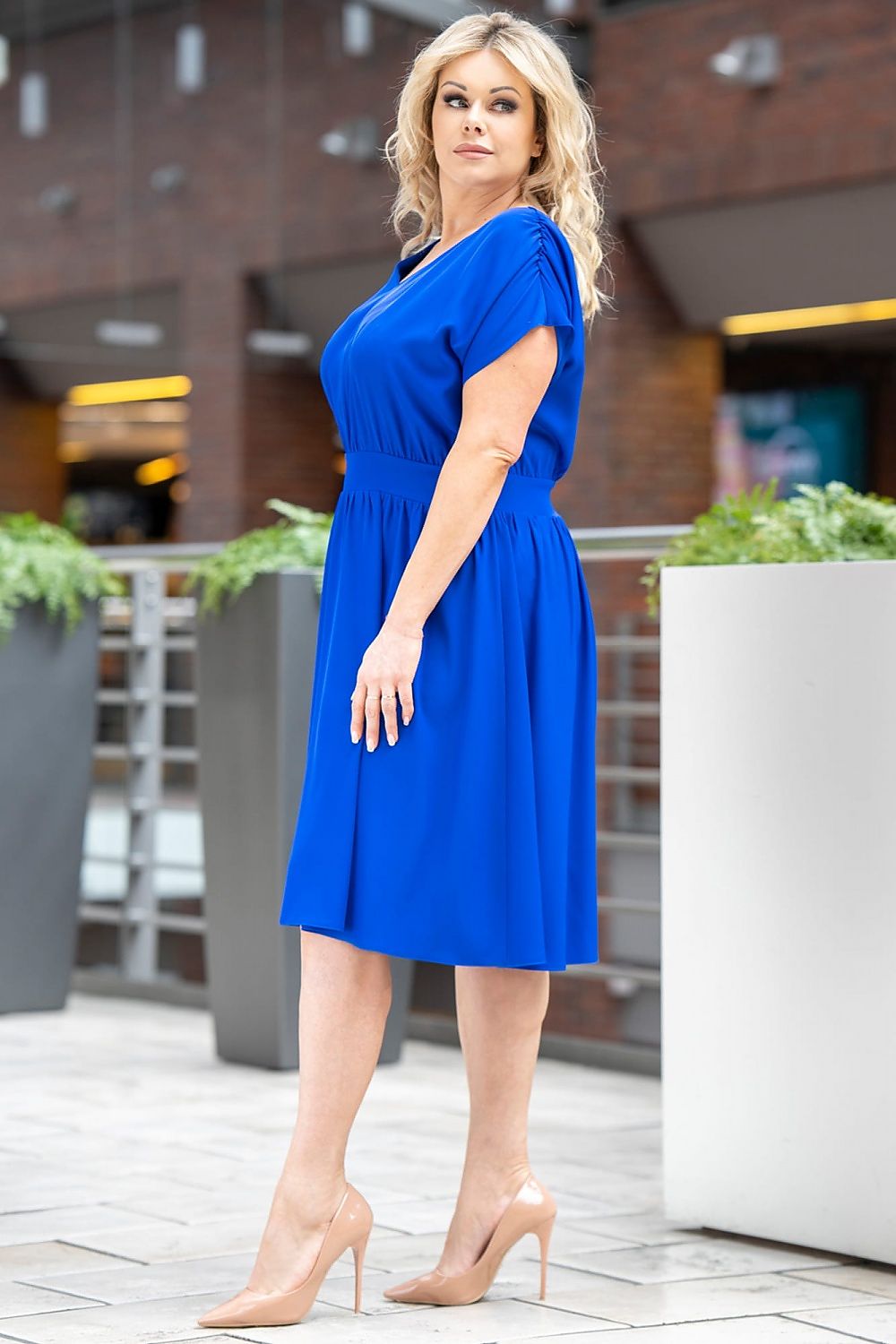 Plus-Size Kleider model 183385 Karko