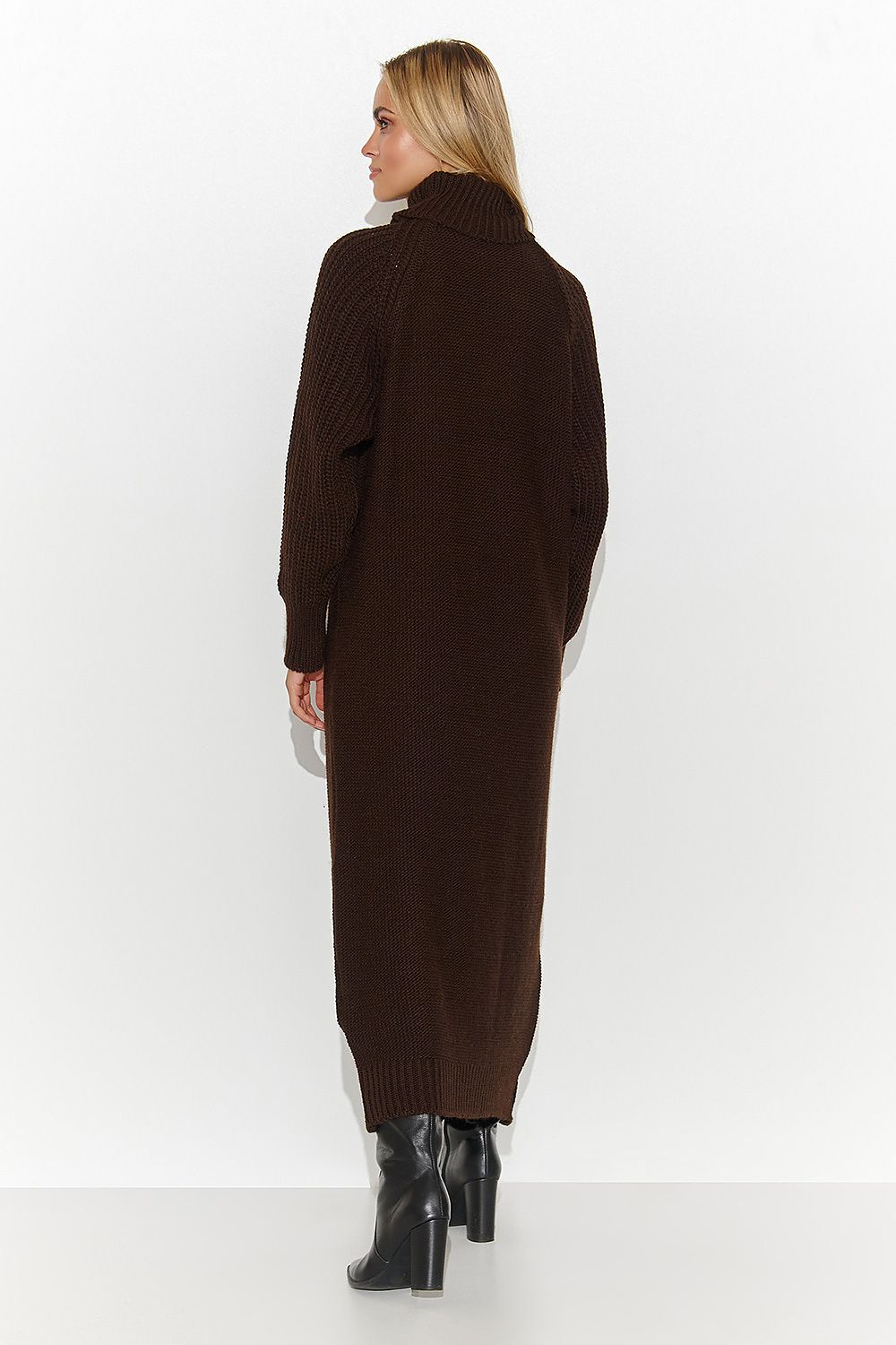 Alltagskleid model 185218 Makadamia