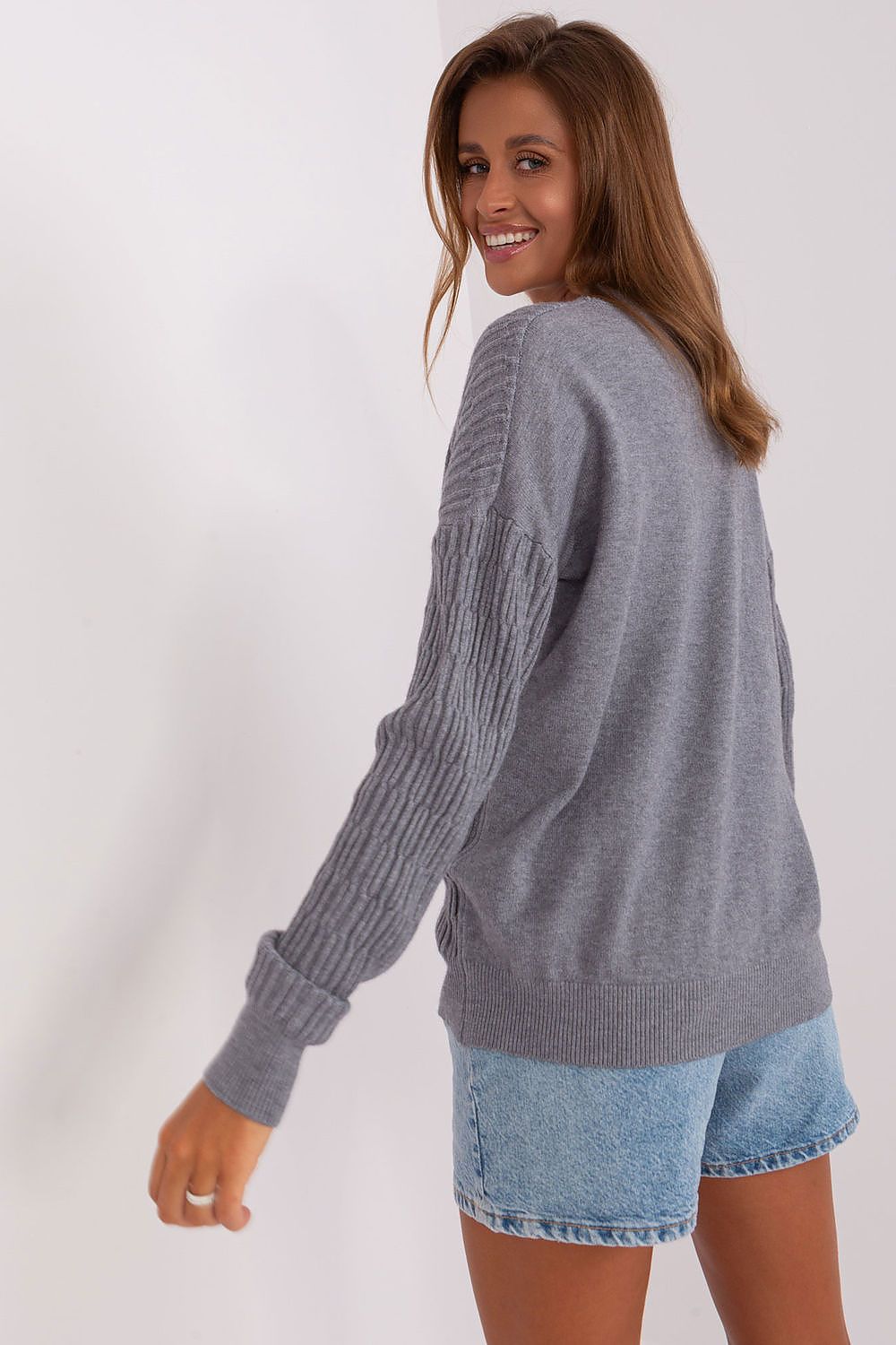 Pullover model 185723 AT