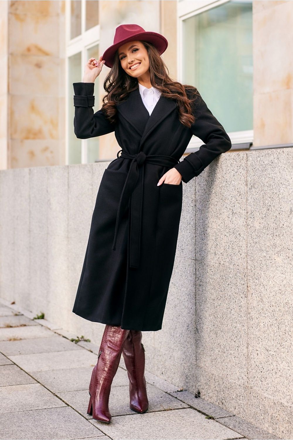 Mantel model 185983 Roco Fashion