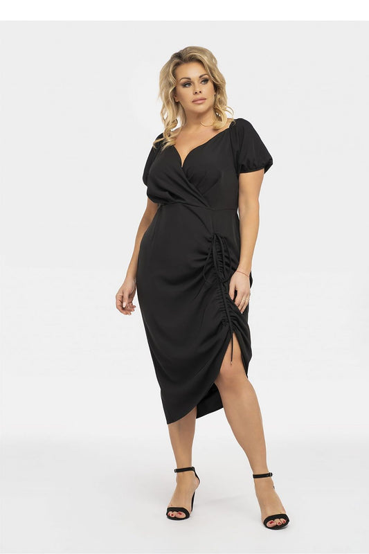  Plus-Size Kleider model 190953 Karko 