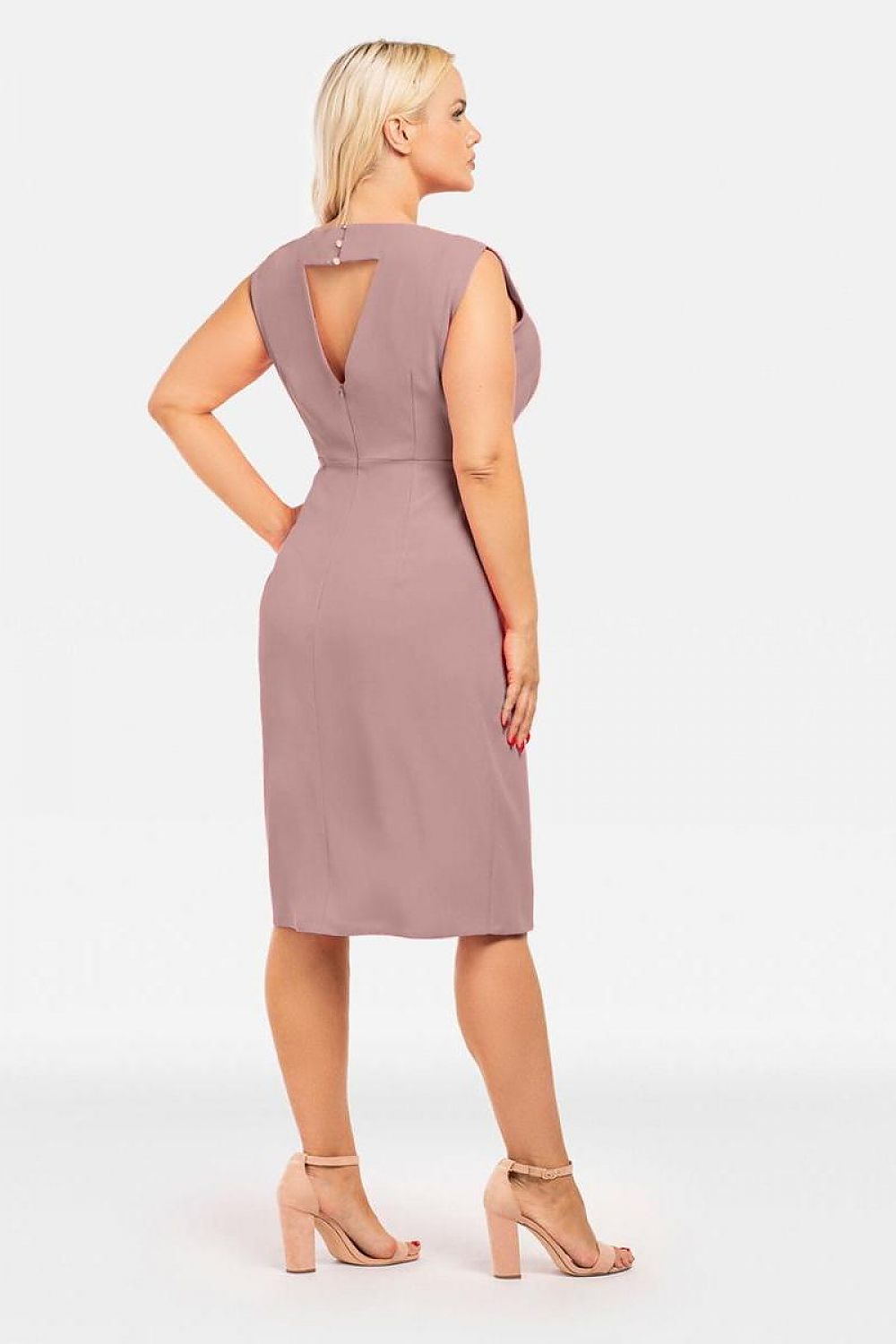  Plus-Size Kleider model 196872 Karko 