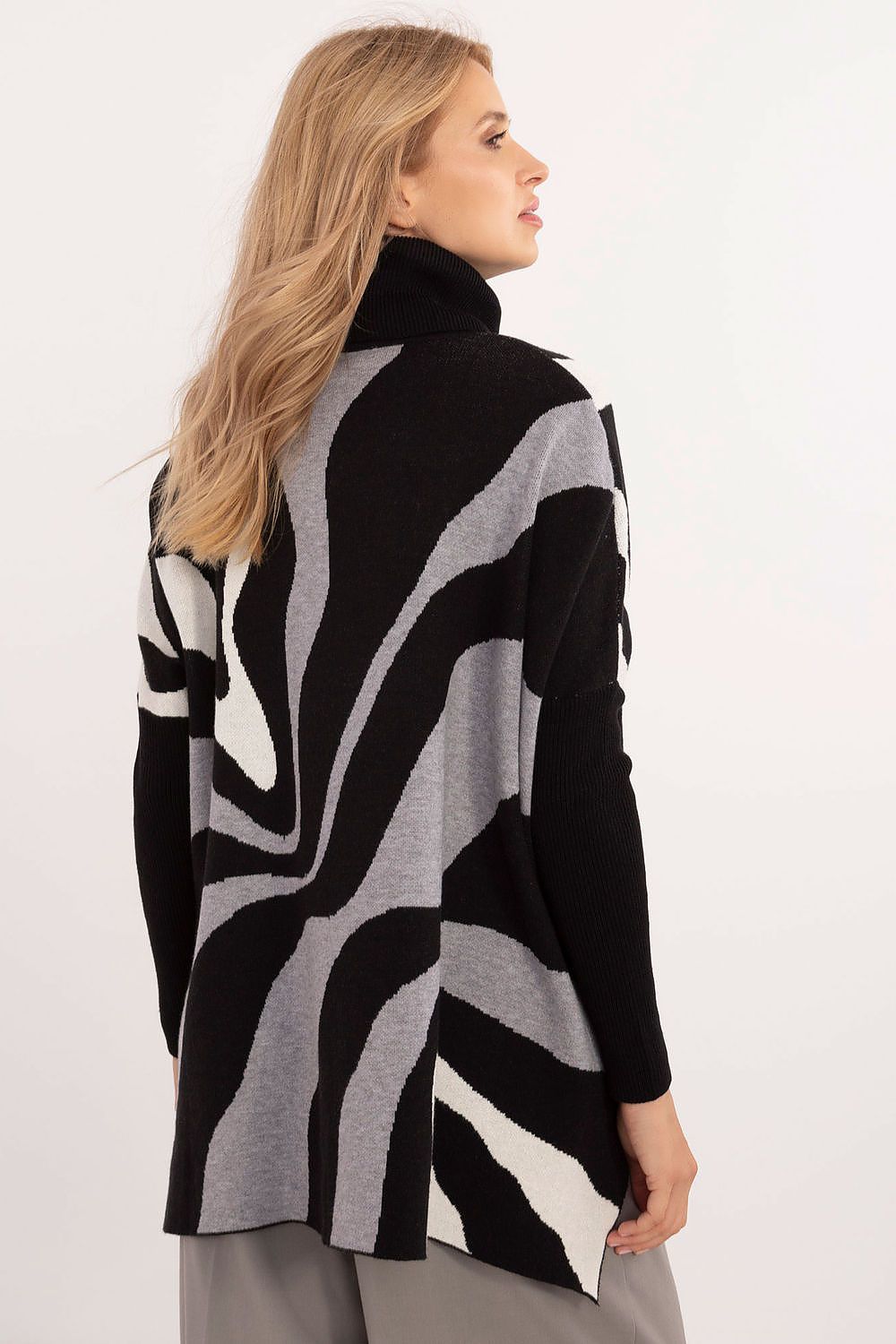  Rollkragenpullover model 200414 Factory Price 