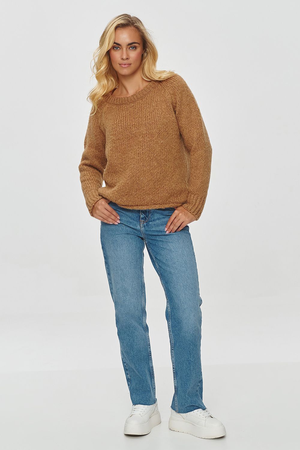  Pullover model 201807 Makadamia 