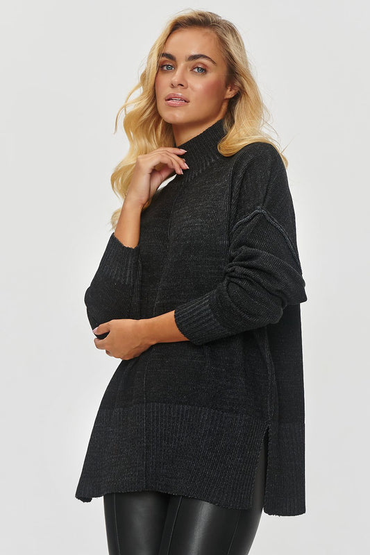 Rollkragenpullover model 201819 Makadamia