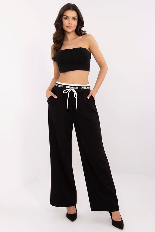  Sportanzug Hosen model 210887 Italy Moda 