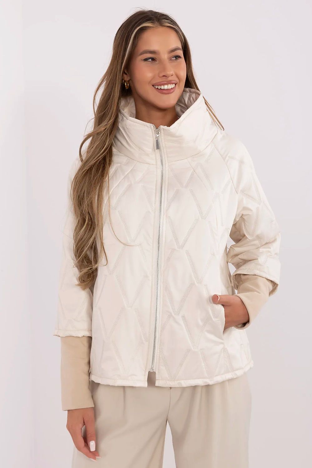  Jacke model 211824 Italy Moda 