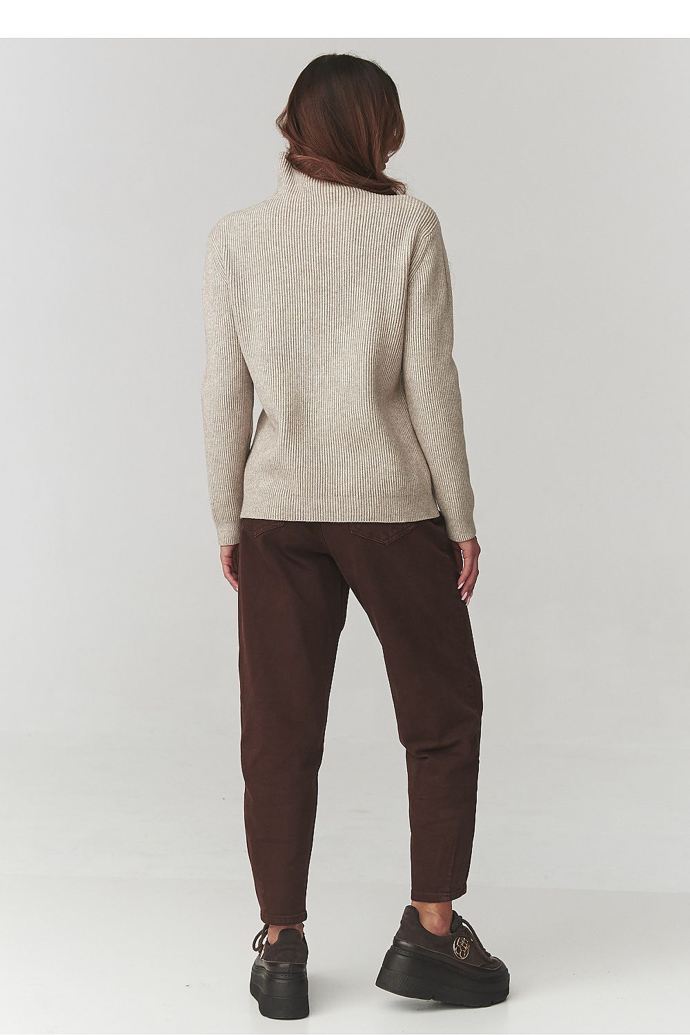  Rollkragenpullover model 220775 Makadamia 