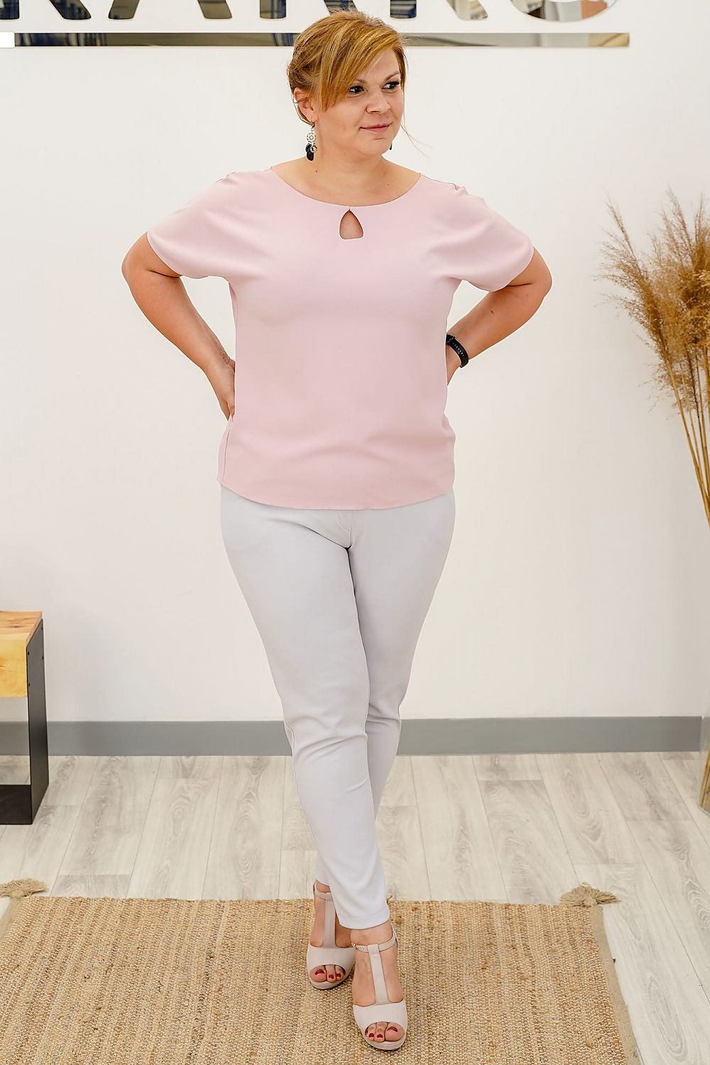  Plus-Size Bluse model 169140 Karko 